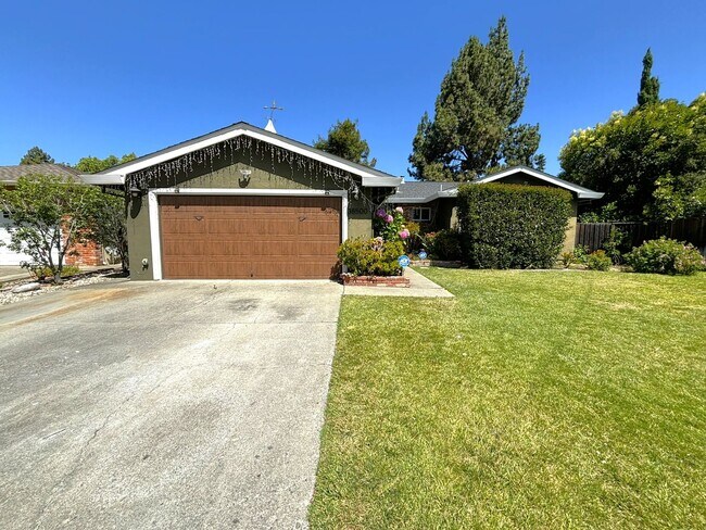 38500 Athy Court