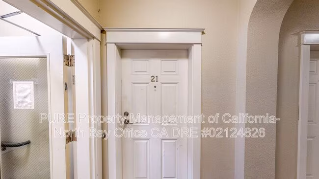 110 5th St Santa Rosa, CA 95401
