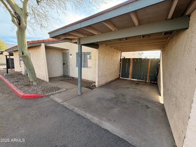 6541 N 67th Ave Glendale, AZ 85301