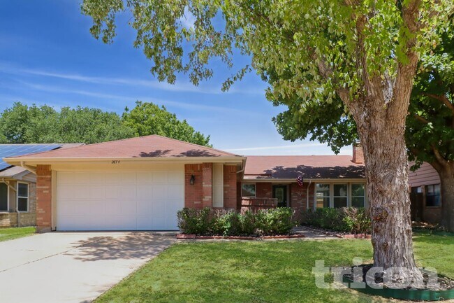 2674 Steppington St Grand Prairie, TX 75052