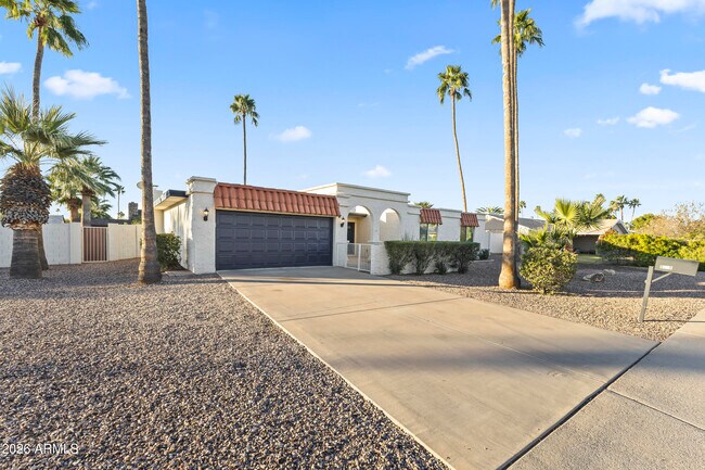 5245 E Acoma Dr Scottsdale, AZ 85254
