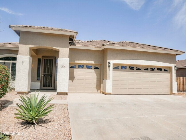 1024 West Ayrshire Trail