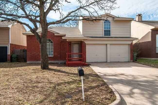 907 Canary Ln Mansfield, TX 76063