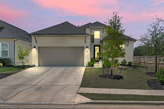 523 Hallwood Dr Liberty Hill, TX 78642