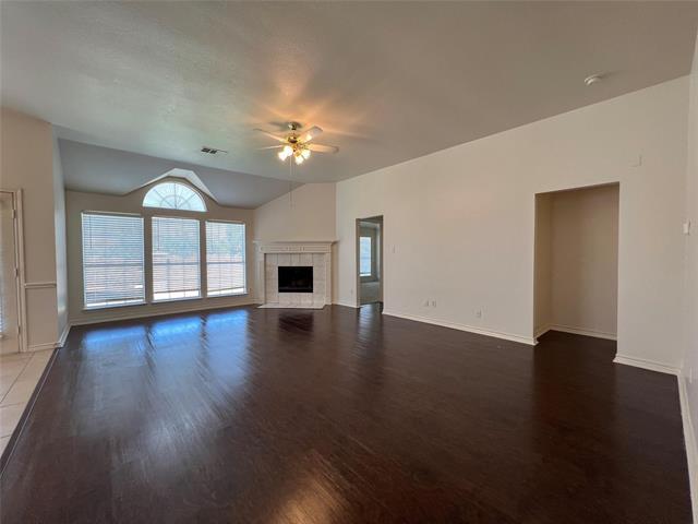 1141 Nickerson Lane