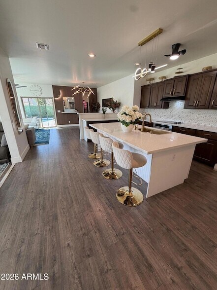 1507 East Apollo Road
