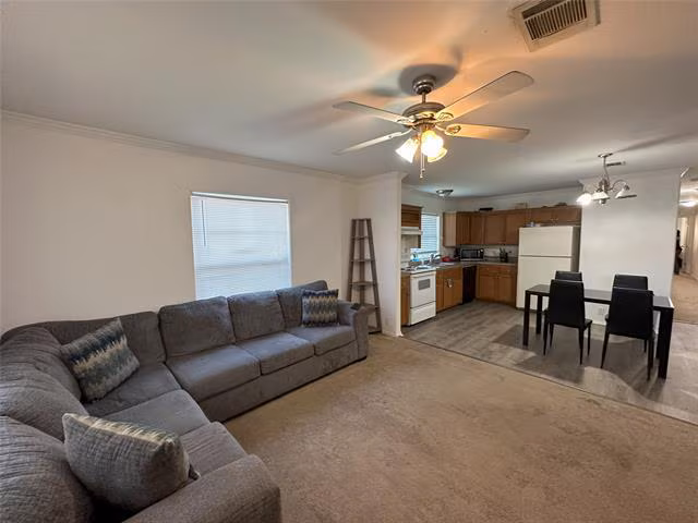 5529 Mesa Cir