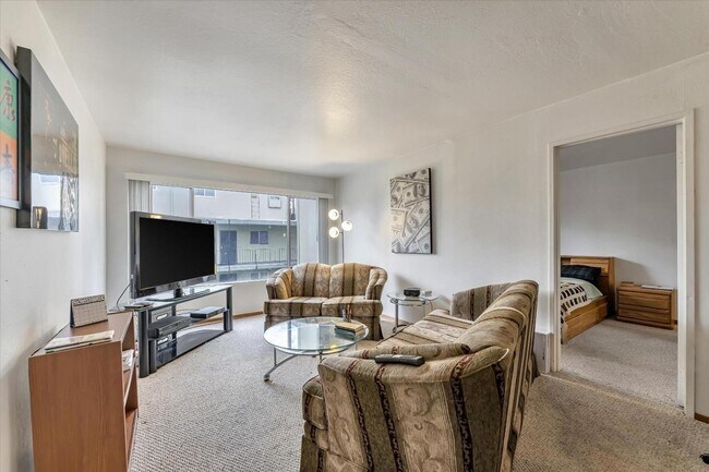 455 Crescent St Oakland, CA 94610