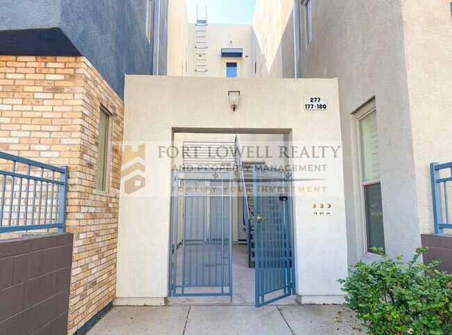 615 E Portland St Phoenix, AZ 85004