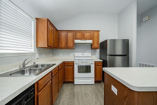 308 Lakefront Drive