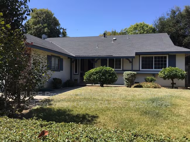 1425 Firebird Way