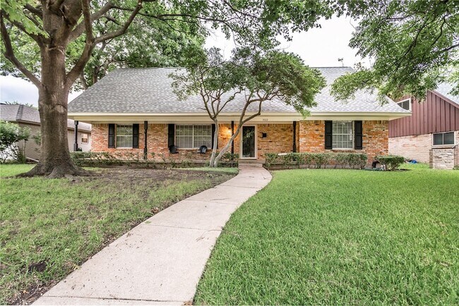 9922 Fieldcrest Drive