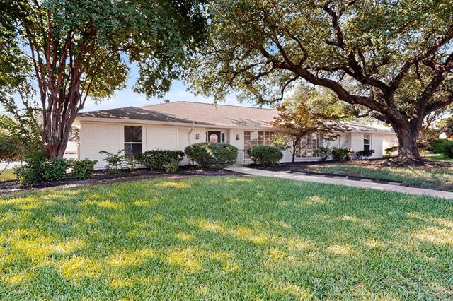 7116 Town Bluff Drive
