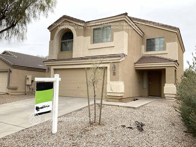 3831 West Naomi Lane