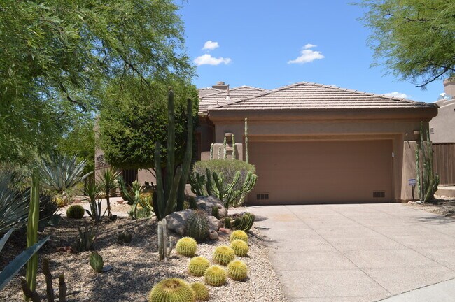 7040 E Brilliant Sky Dr Scottsdale, AZ 85266
