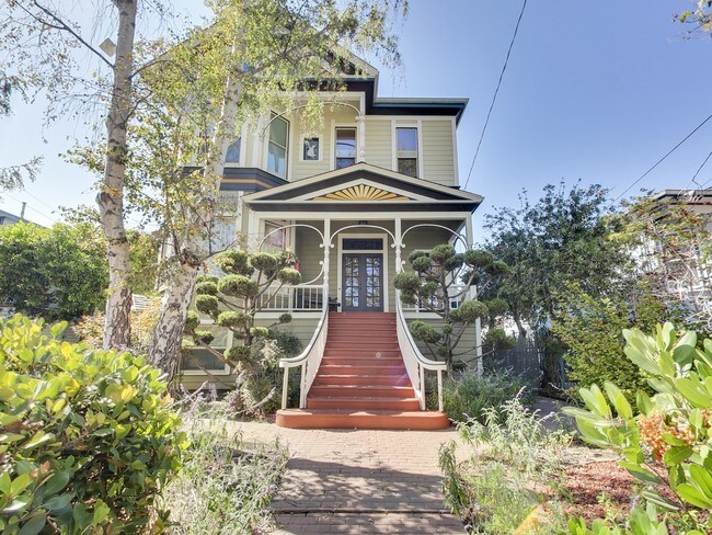 1523-1527 Verdi Street