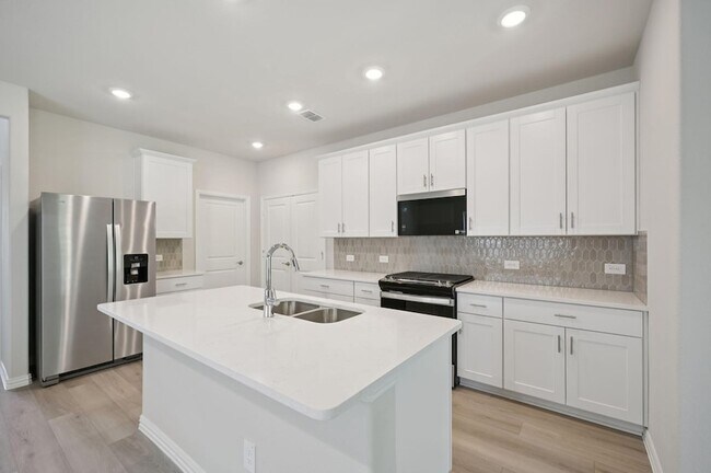 706 Leavenworth Dr McKinney, TX 75071