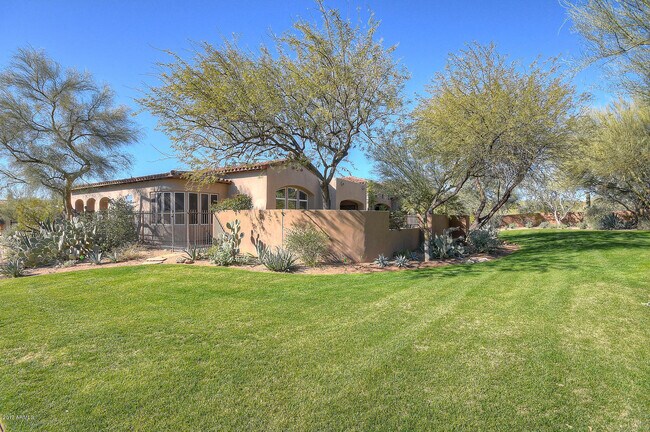 8890 E Flathorn Dr Scottsdale, AZ 85255