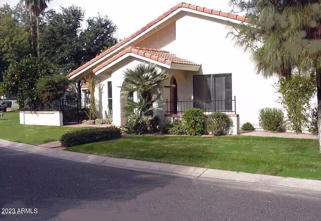7720 N Pinesview Dr Scottsdale, AZ 85258