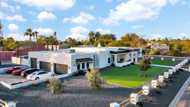 11842 N Miller Road