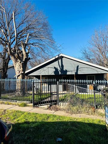 1117 East Harvey Avenue