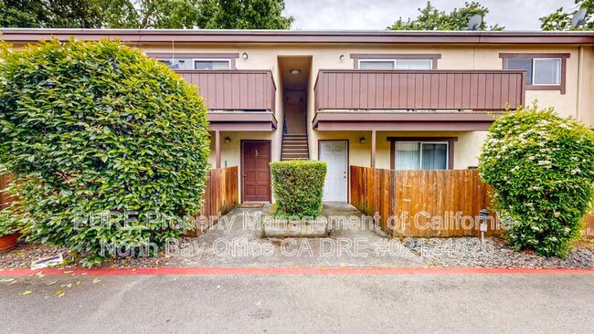 1625 Slater St Santa Rosa, CA 95404