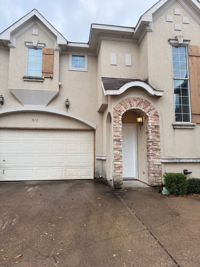 510 Vienna Court