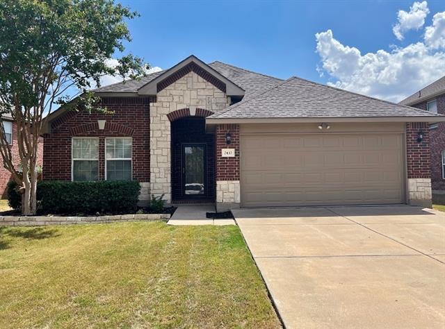 2432 Clairborne Dr Fort Worth, TX 76177