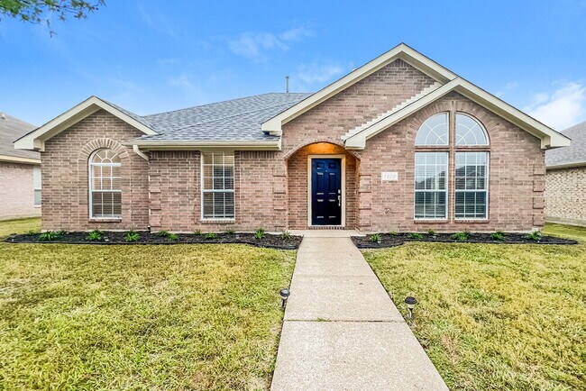 1308 Doris Dr Mesquite, TX 75149