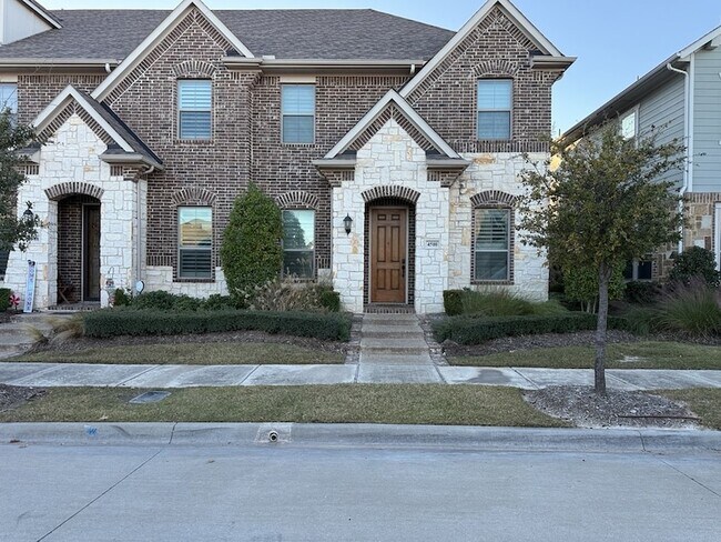 4510 Meadow Hawk Dr Arlington, TX 76005