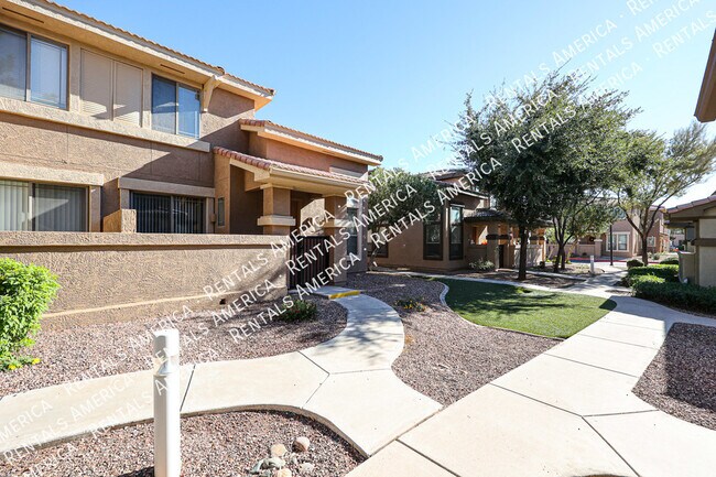 1225 N 36th St Phoenix, AZ 85008