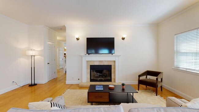 1517 Jefferson Ave Redwood City, CA 94062