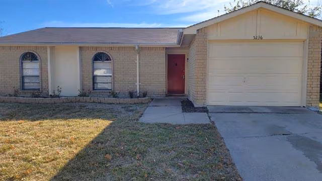 5236 Nash Dr The Colony, TX 75056