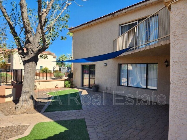 15650 N 19th Ave Phoenix, AZ 85023