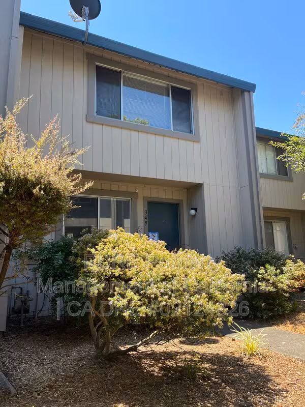 349 Wall Pl Santa Rosa, CA 95401