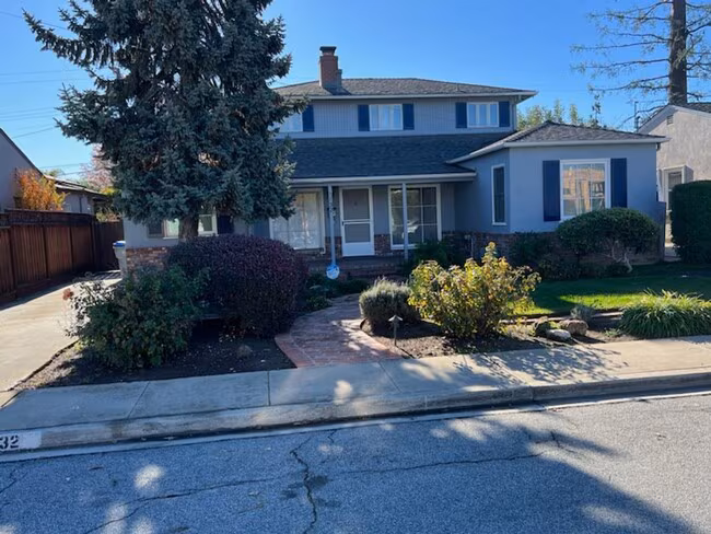 Spacious updated single family home in Willow Glen