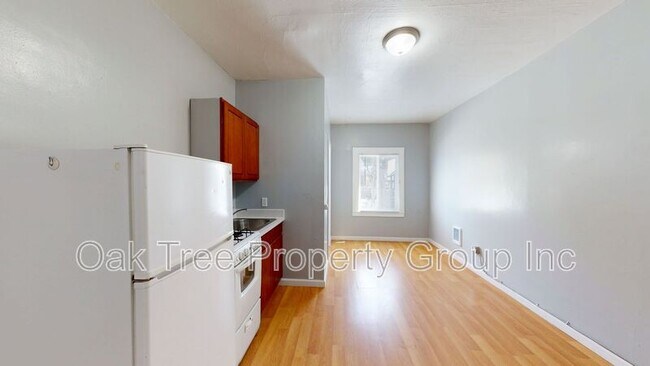 1607 2nd Ave Oakland, CA 94606