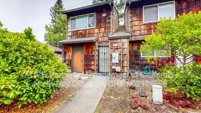 1313 Parkway Dr Rohnert Park, CA 94928