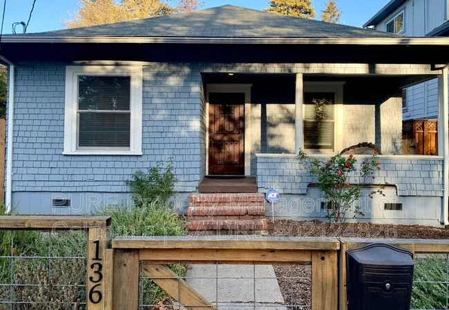 136 Orange St Santa Rosa, CA 95401