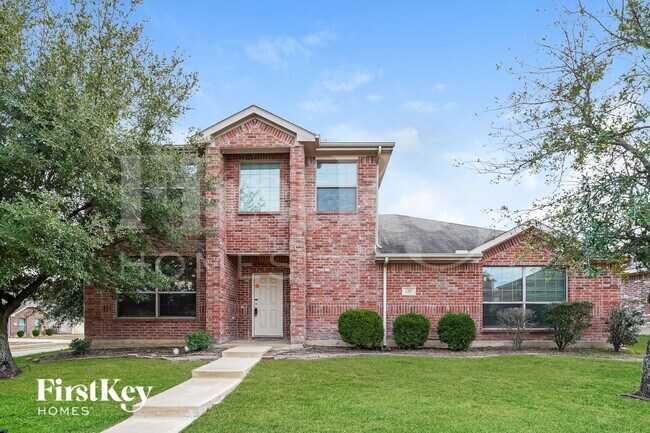 1202 Jewel Ln Lancaster, TX 75146