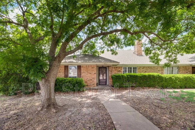 2128 Teakwood Lane