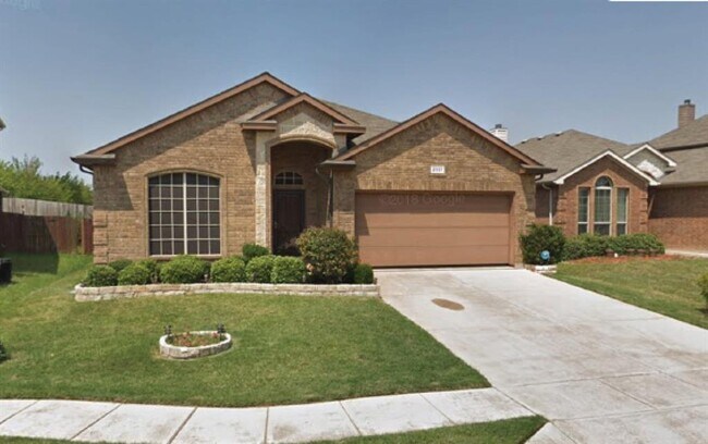 2001 Frosted Willow Lane
