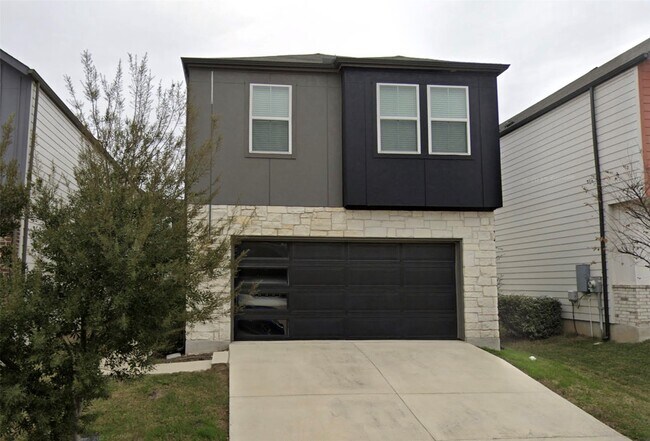 7103 Silver Star Ln Austin, TX 78744