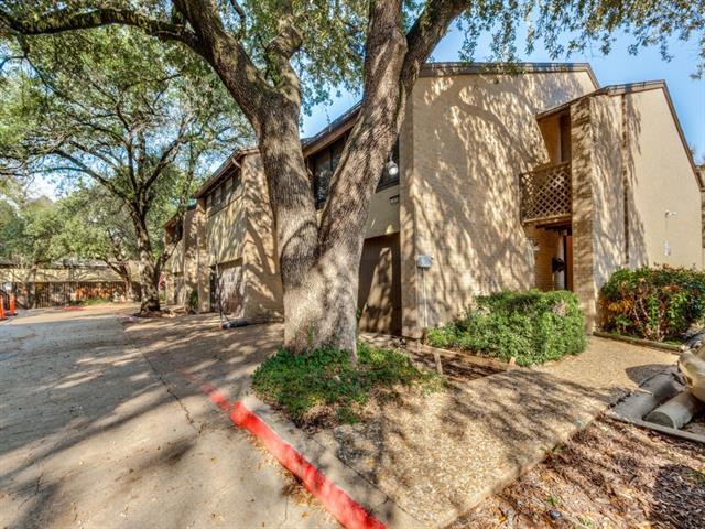 1800 Navajo Place