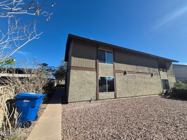 851 S Horne Mesa, AZ 85204