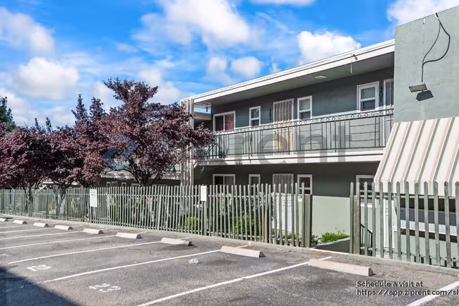 24035 2nd St Hayward, CA 94541