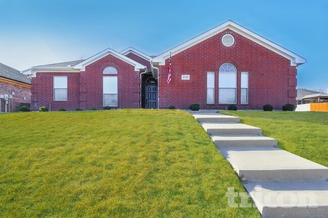 5749 Imes Ln Fort Worth, TX 76179