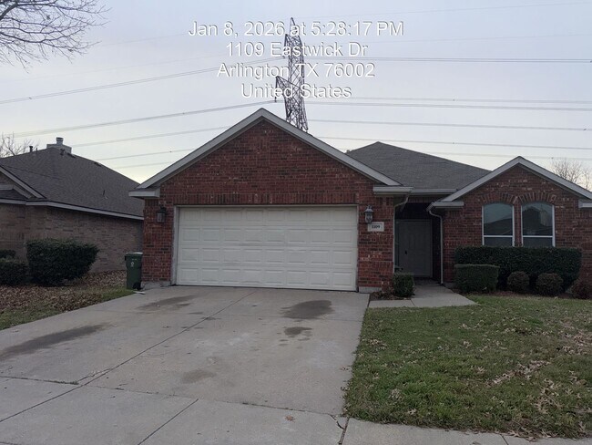 1109 Eastwick Dr Arlington, TX 76002