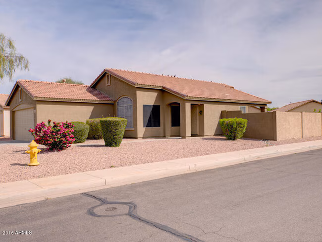 13314 W Mauna Loa Ln Surprise, AZ 85379