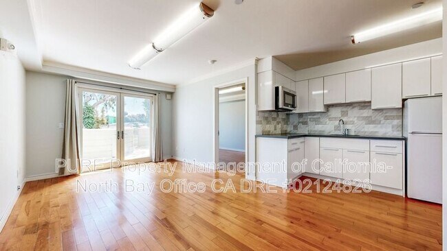 3051 San Bruno Ave San Francisco, CA 94134